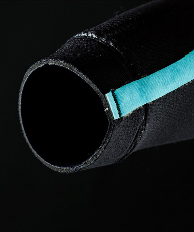 <p>Junction taping inside</p>