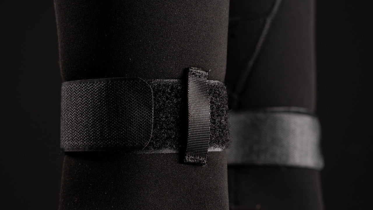 Marshall Fullsuit 3/2mm Fzip - Velcro ankle closure straps technology